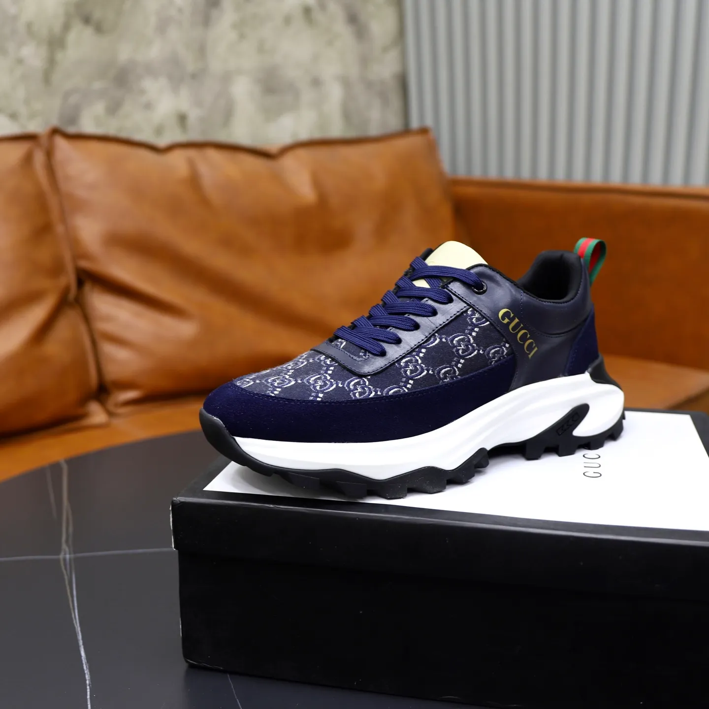 Ex-factory price: 462💰🙅‍♂️🙅‍♂️🙅‍♂️ Brand: GUCCI Standard code: 38-44 (45 customized) Grade: Same as the official website Material: Original leather splicing, comfortable and breathable lining, original wear-resistant outsole Style category: Men's fashionable casual shoes, running shoes, noble luxury brand elements, top luxury Color: actual picture color